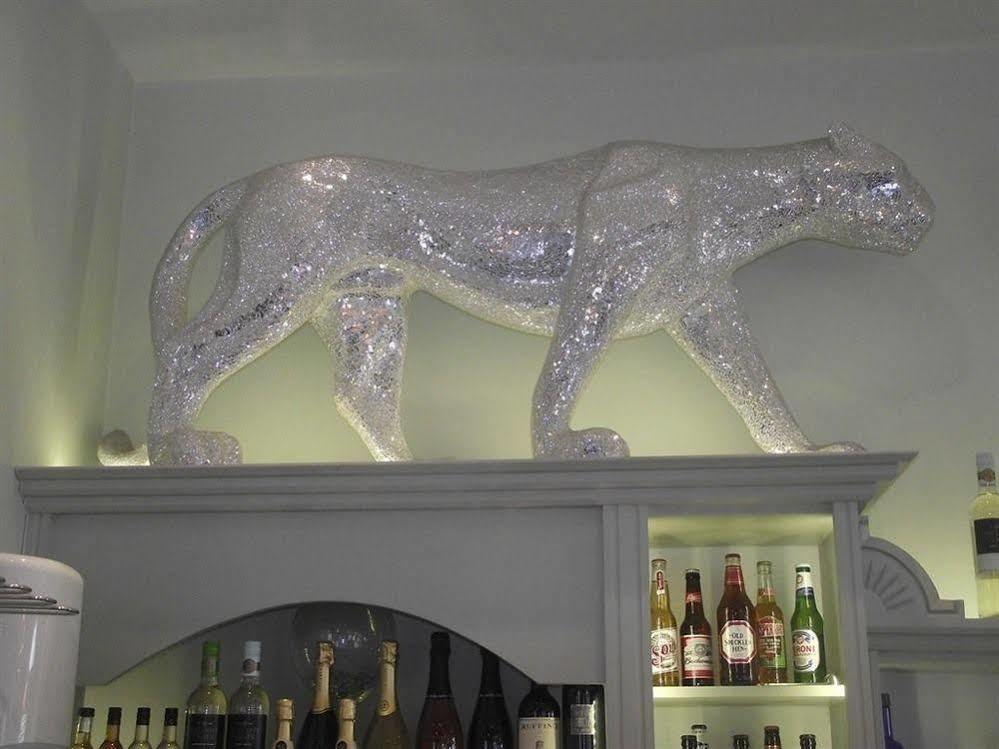 The Ship Leopard Hotel - No Children (Adults Only) Portsmouth Exteriör bild