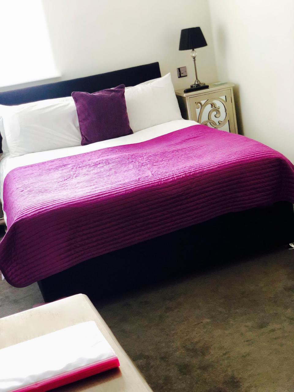 The Ship Leopard Hotel - No Children (Adults Only) Portsmouth Exteriör bild